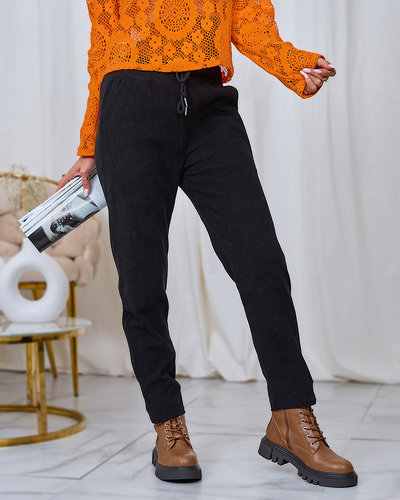 Royalfashion Черни дамски панталони от велур