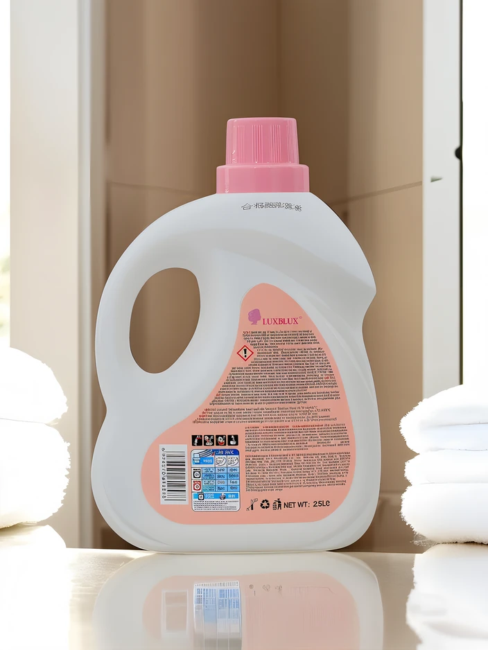 LUXELUX Парфюмиран течен препарат за пране 2.5L