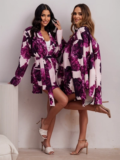 Royalfashion Дамски флорален комплект с връзваща се блезер и къси панталони