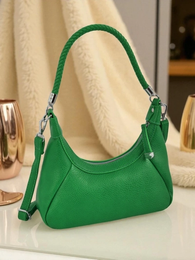 Royalfashion Малка дамска чанта от еко кожа с декоративна каишка Lacquea