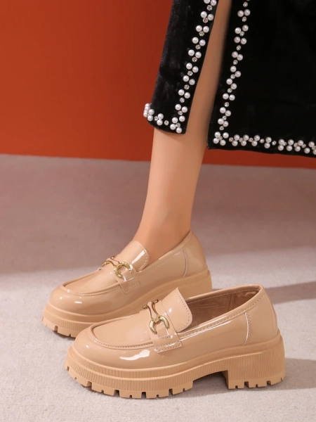 Royalfashion Женски мокасини от патентна кожа Berieta