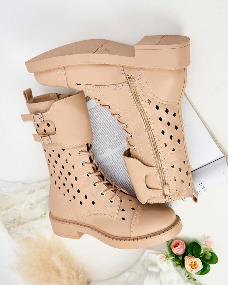 Royalfashion Дамски ботуши с ажурна дантела Belsel