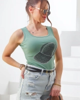 тъмнозелено