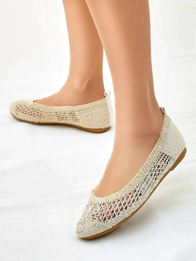 Royalfashion Жени перфорирани балетни обувки Annete