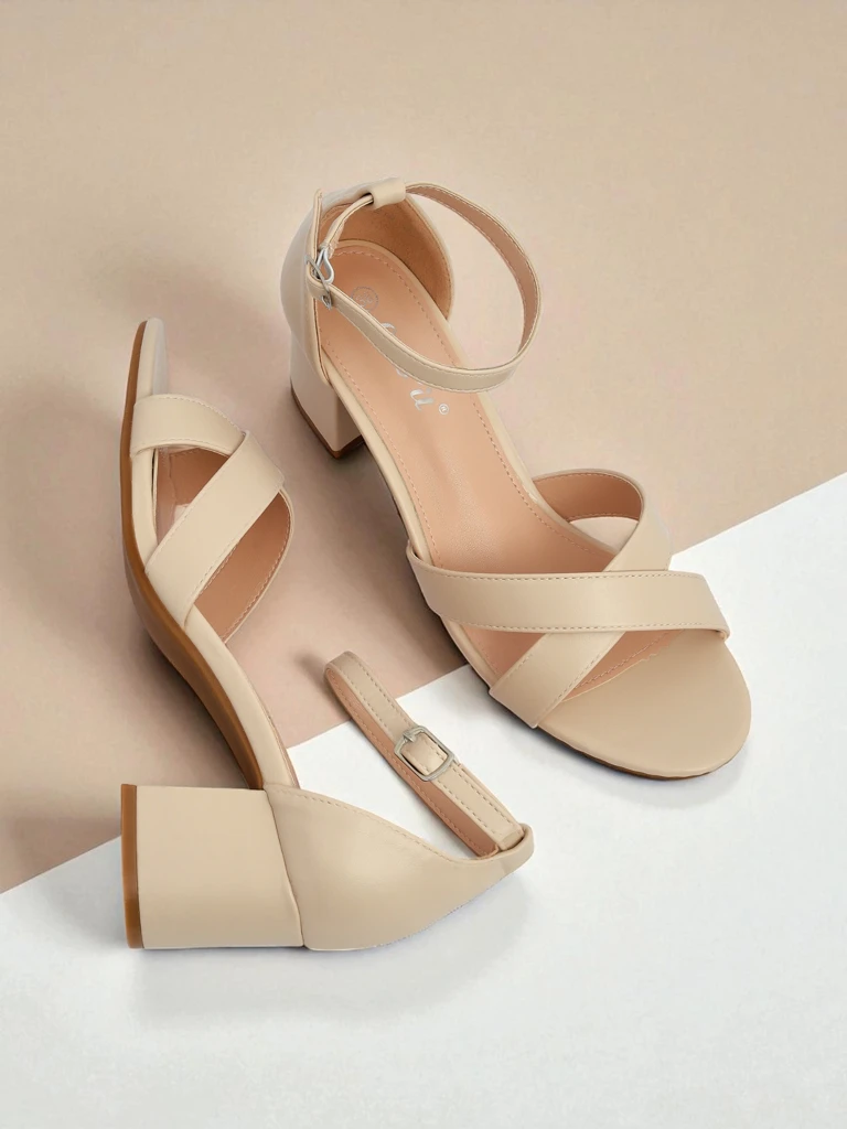 Royalfashion Дамски сандали с нисък дебел ток Eleganza Strap