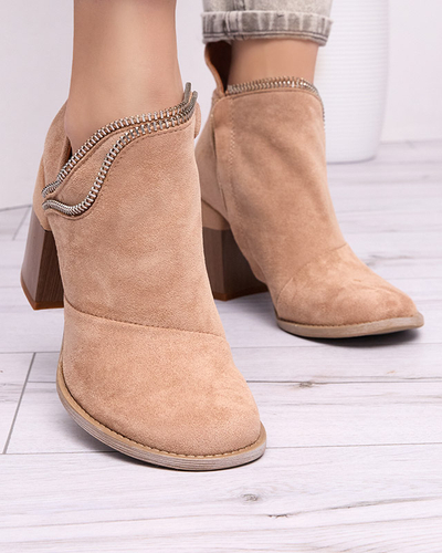 Светло кафяви дамски изолирани боти на кол Mukis - Обувки