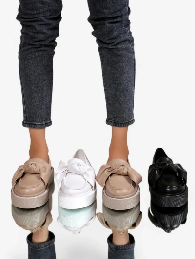 Royalfashion Елегантни дамски мокасини с панделка Ortto