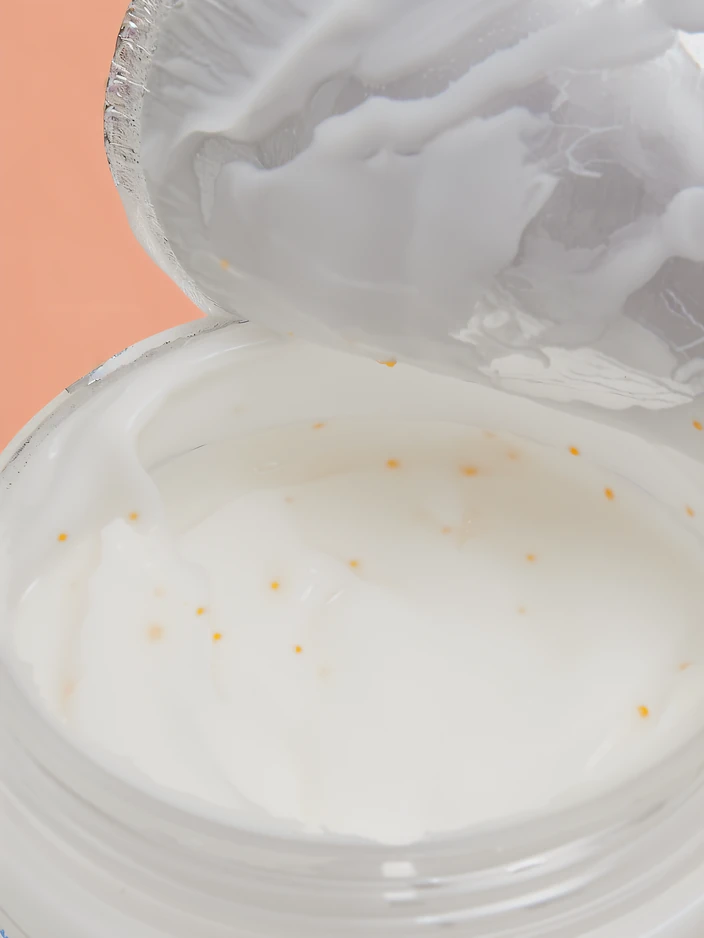 Luxelux ЛИЧИ ЛИМОН Балсам за тяло с зелен чай и мед 250 мл