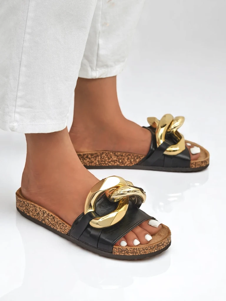 Royalfashion Черни дамски чехли с декорация Sofig