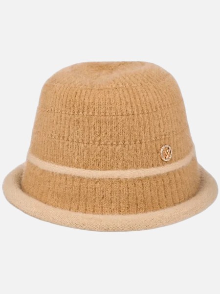 Дамска шапка бомбе с декорация Daisy Bloom