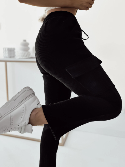 Royalfashion Черен дамски боен панталон с ребра