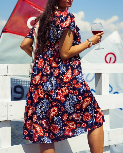 Royalfashion Дамска рокля в морско синьо с цветен десен