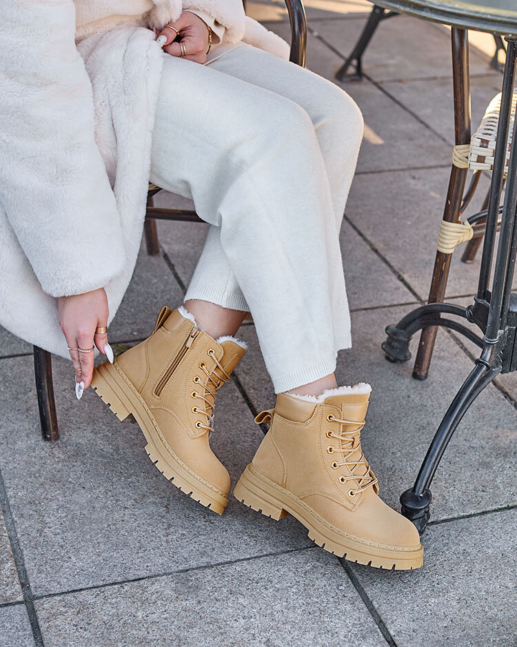 Royalfashion Светлокафяви дамски изолирани ботуши тип "трапер" Radoras