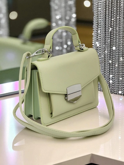 Royalfashion Дамска чантичка тип плик с дръжка Amalthea Avorio