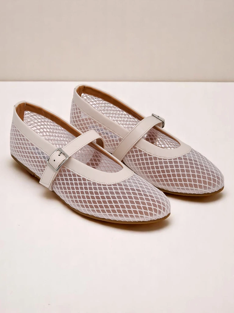 Royalfashion дамски ажурни балеринки с каишка Naommi