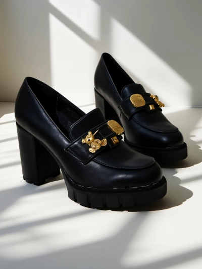 Дамски сандали Атина на ток от еко кожа в черно