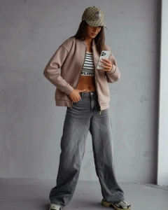 светлокафяв