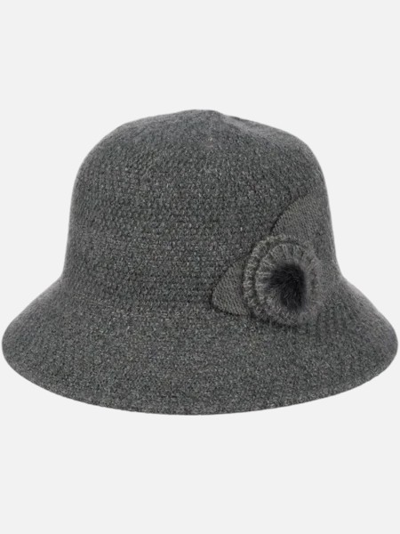 Дамска шапка бомбе с украса Ella Mae