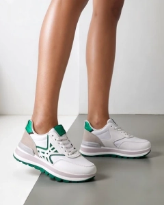 тъмнозелено