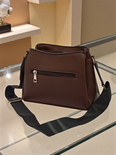 Малка дамска чанта от еко кожа Novaria