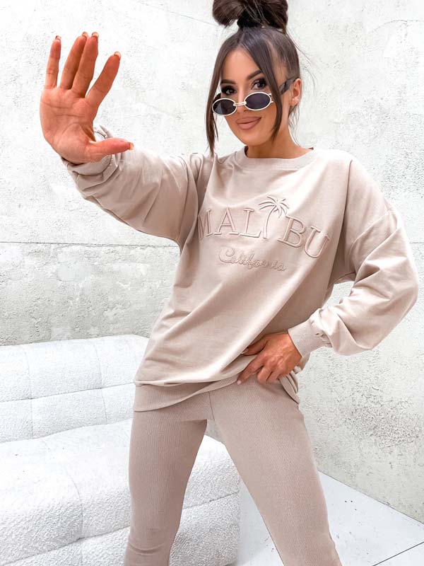 Royalfashion Дамски комплект с клинове