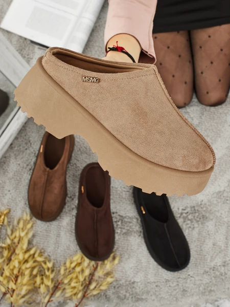 Къси дамски боти а'ла сноубутс с пухкава подплата Calindra