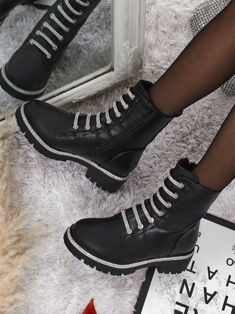 Дамски боти Lunara от еко кожа с връзки