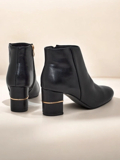 Дамски боти с платформа RoyalFashion Afennor