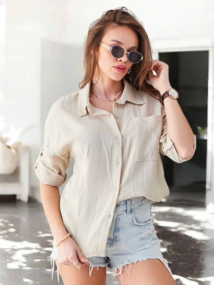 Роялфешън памучна дамска риза с релеф, V-образно деколте и 3/4 ръкави