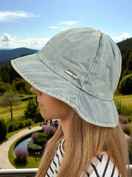 Дамска шапка Demetra denim bucket hat – лек полиестерен стил
