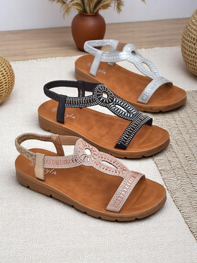 Royalfashion Дамски сандали с декоративни каишки Lola Grace