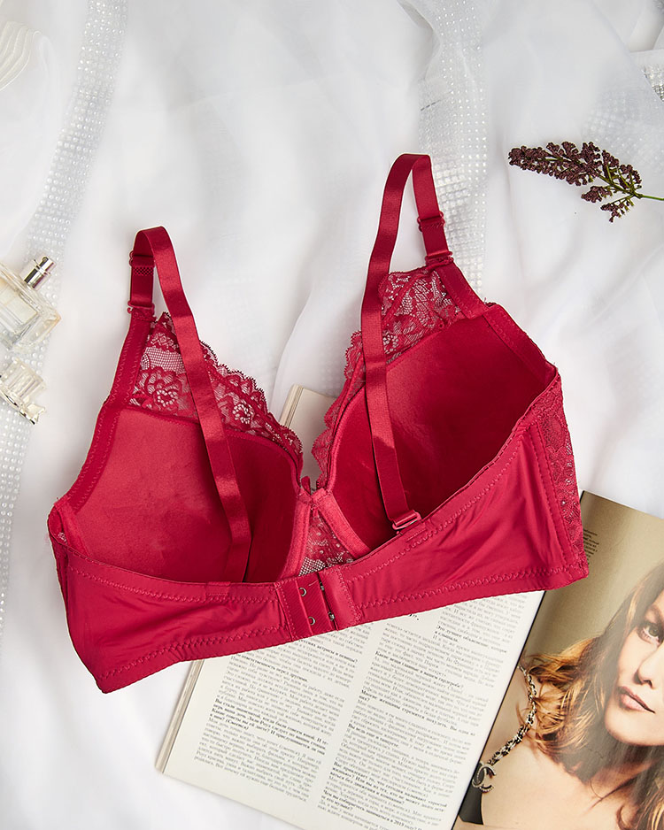 Royalfashion Дамски сутиен, украсен с дантела