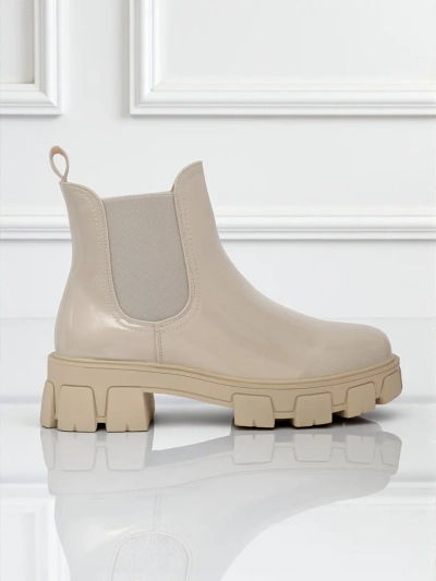 Royalfashion Боти на масивна подметка от еко лакирана кожа Calista Weide