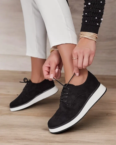 Royalfashion Дамски полуботи с връзки Gori