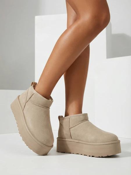 Royalfashion Дамски къси ботуши a'la snow boots Ozozi