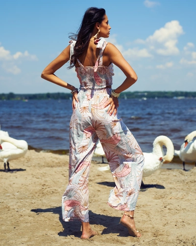 Royalfashion Дамски комплект с шарка в светло розово