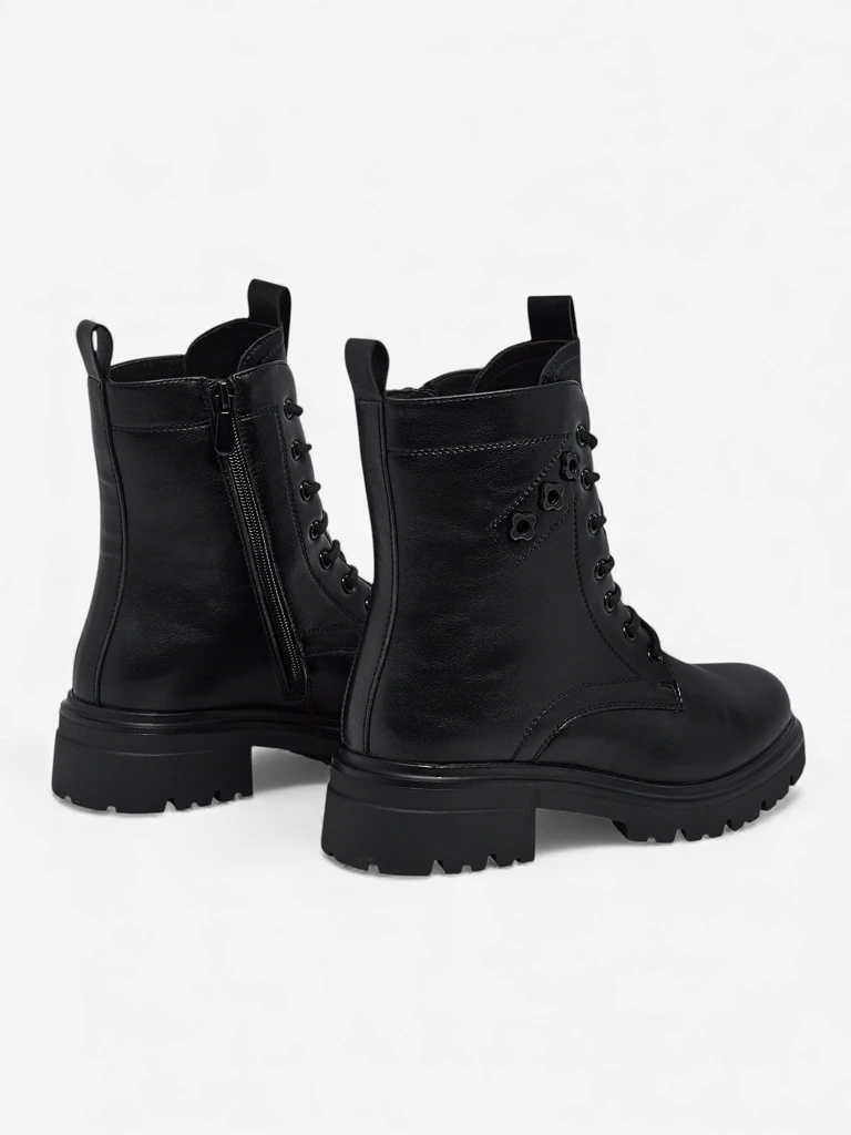 Дамски еко кожени боти с връзки Nometa