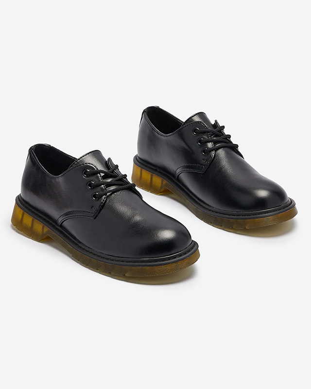 Черни дамски полуобувки Heloso- Footwear