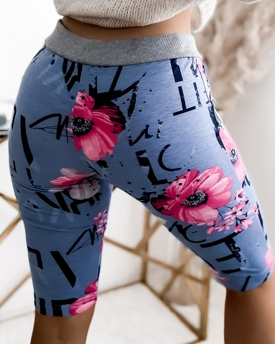 Niebiesko- różowe spodenki damskie 3/4 z printem PLUS SIZE- Odzież