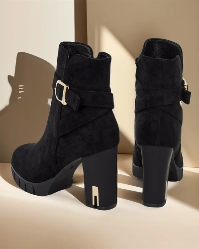 Разкошни дамски ботуши на Royalfashion Molin