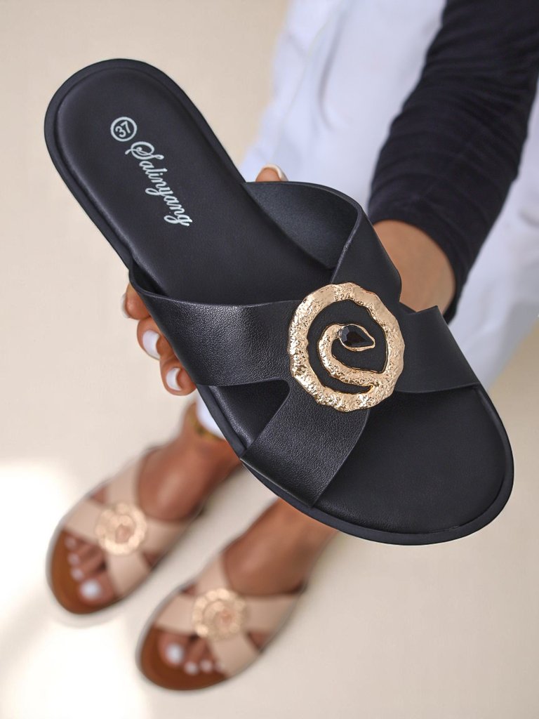 Royalfashion Дамски чехли на плоска подметка Golden Step