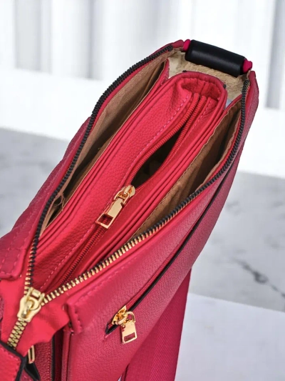 Чантичка за жени в стил плик Royalfashion с квафина предна част