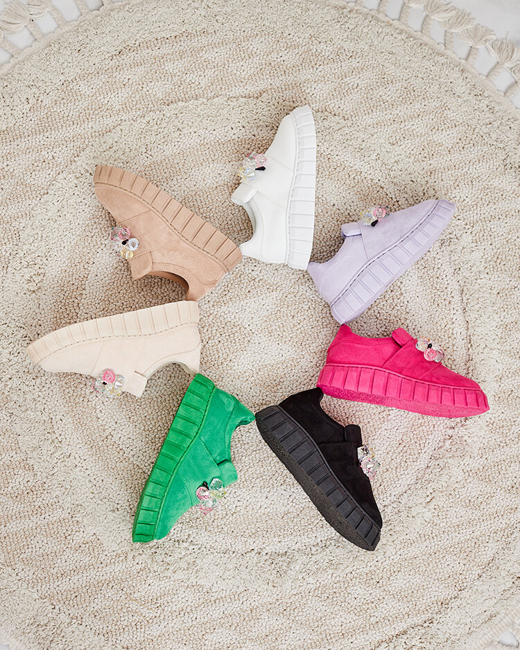 Royalfashion Спортни полуобувки с цветни камъни Resinello