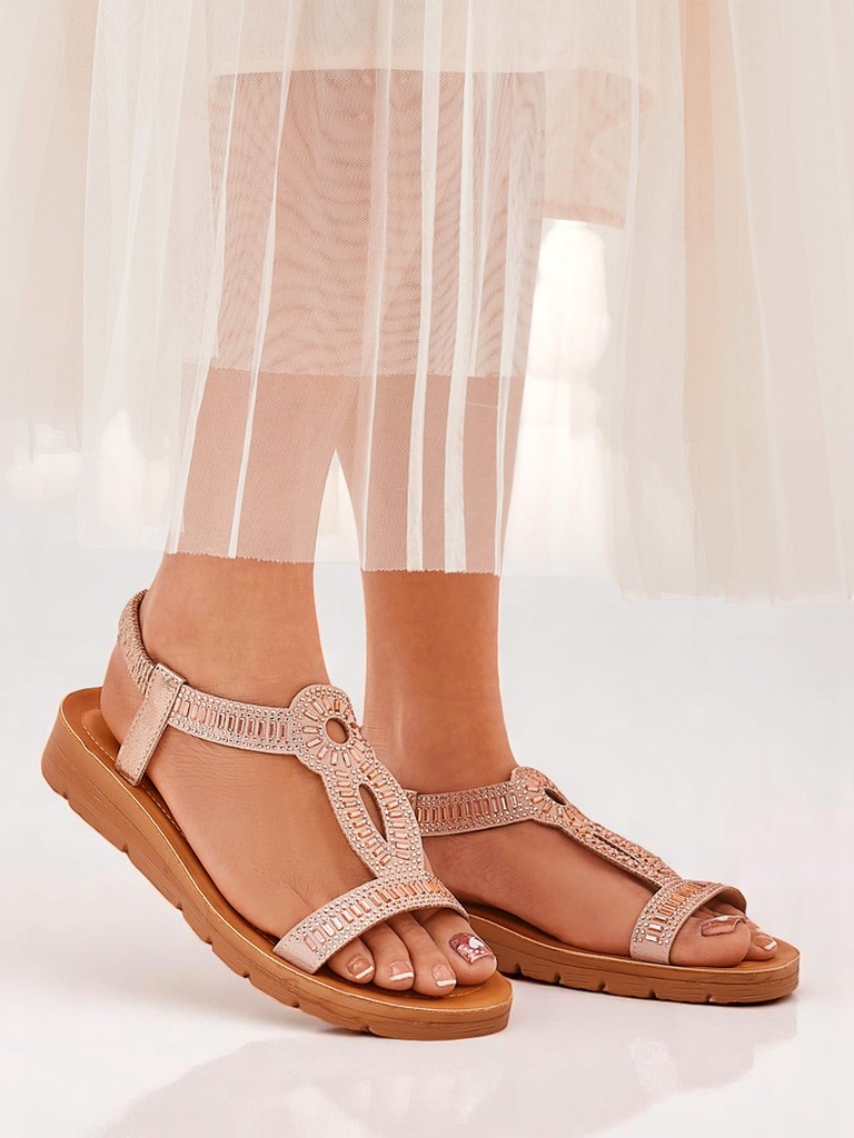 Royalfashion Дамски сандали с декоративни каишки Ava Shine