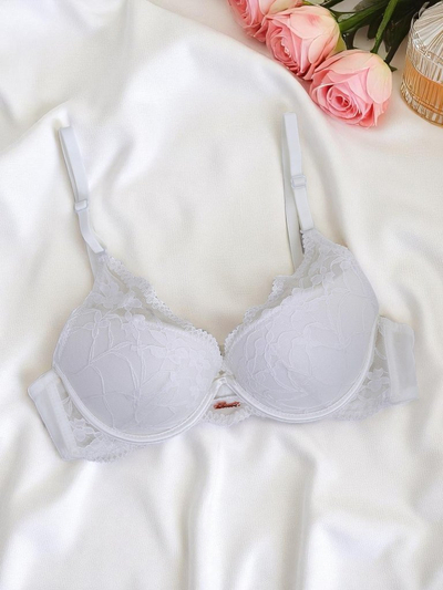 Royalfashion Дамски повдигащ сутиен с дантела Luna Push-Up