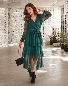 тъмнозелено