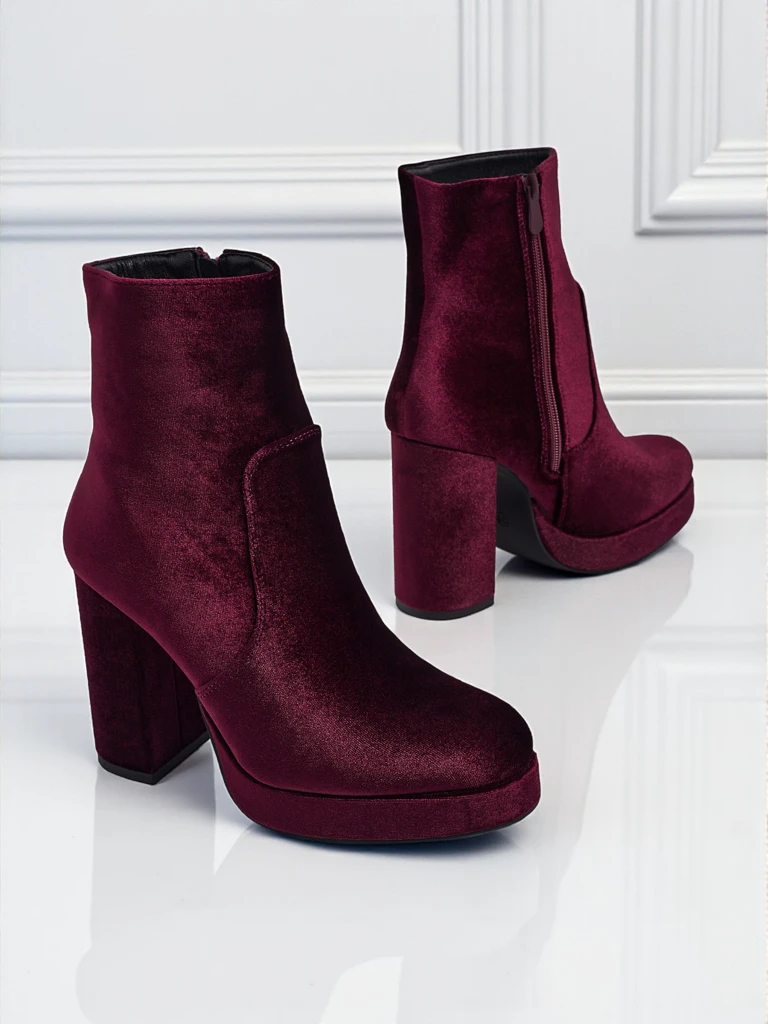 Дамски боти на ток, имитация на велур, Miss