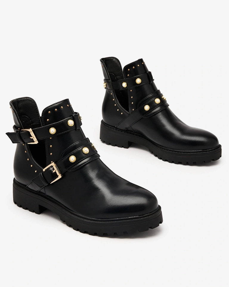 Royalfashion Черни дамски ботуши с украса и плосък ток Pearl Elegance