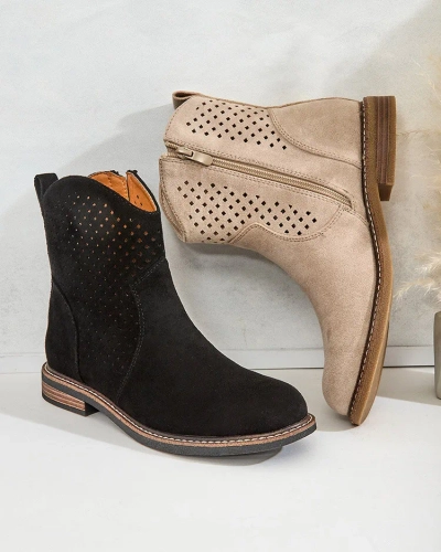 Royalfashion Дамски ажурни ботуши Toffas