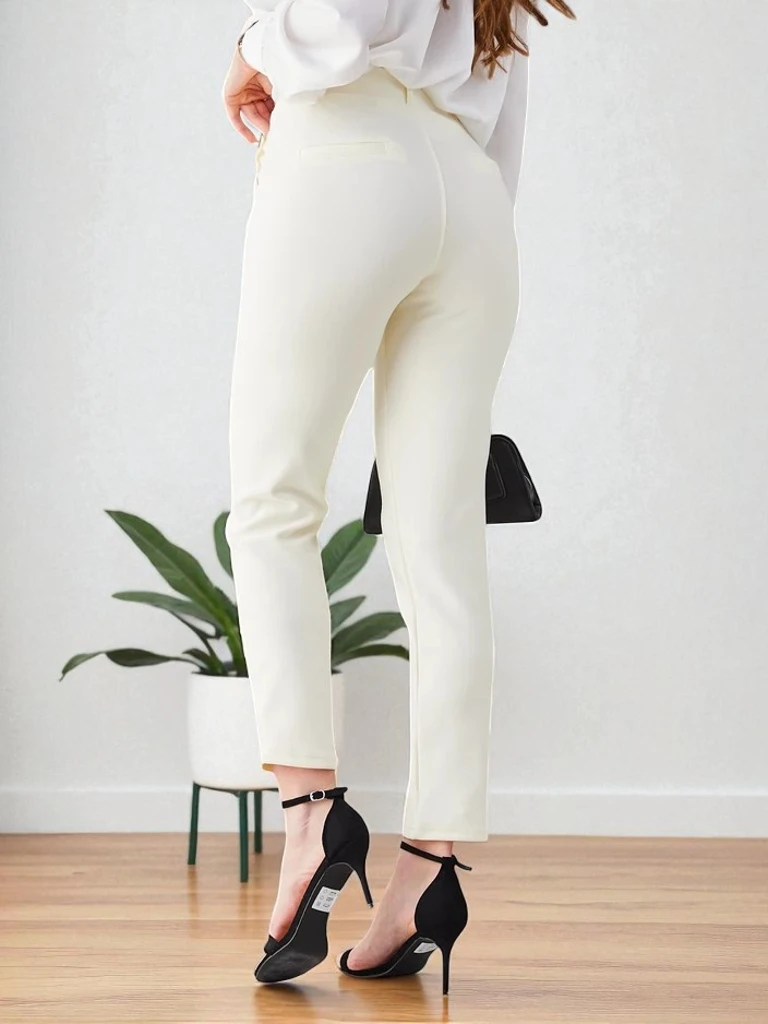 Трегинси за жени Royalfashion с декоративни копчета